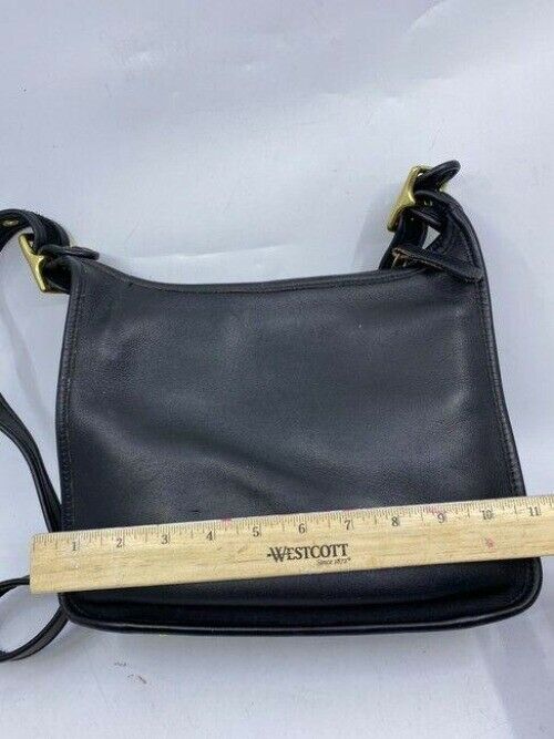 coach vintage medium black leather cross body bag