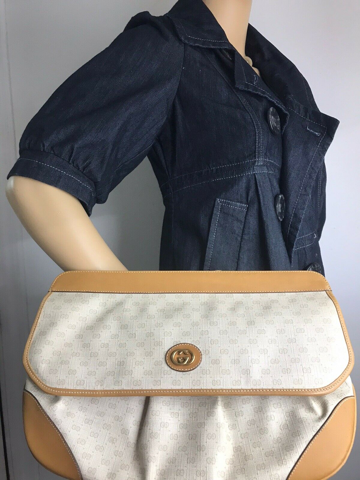 GUCCI Vintage Beige All Over Logo Clutch Bag