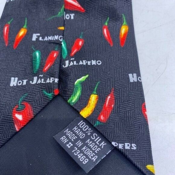 Addiction "To Hot To Handle" Tie