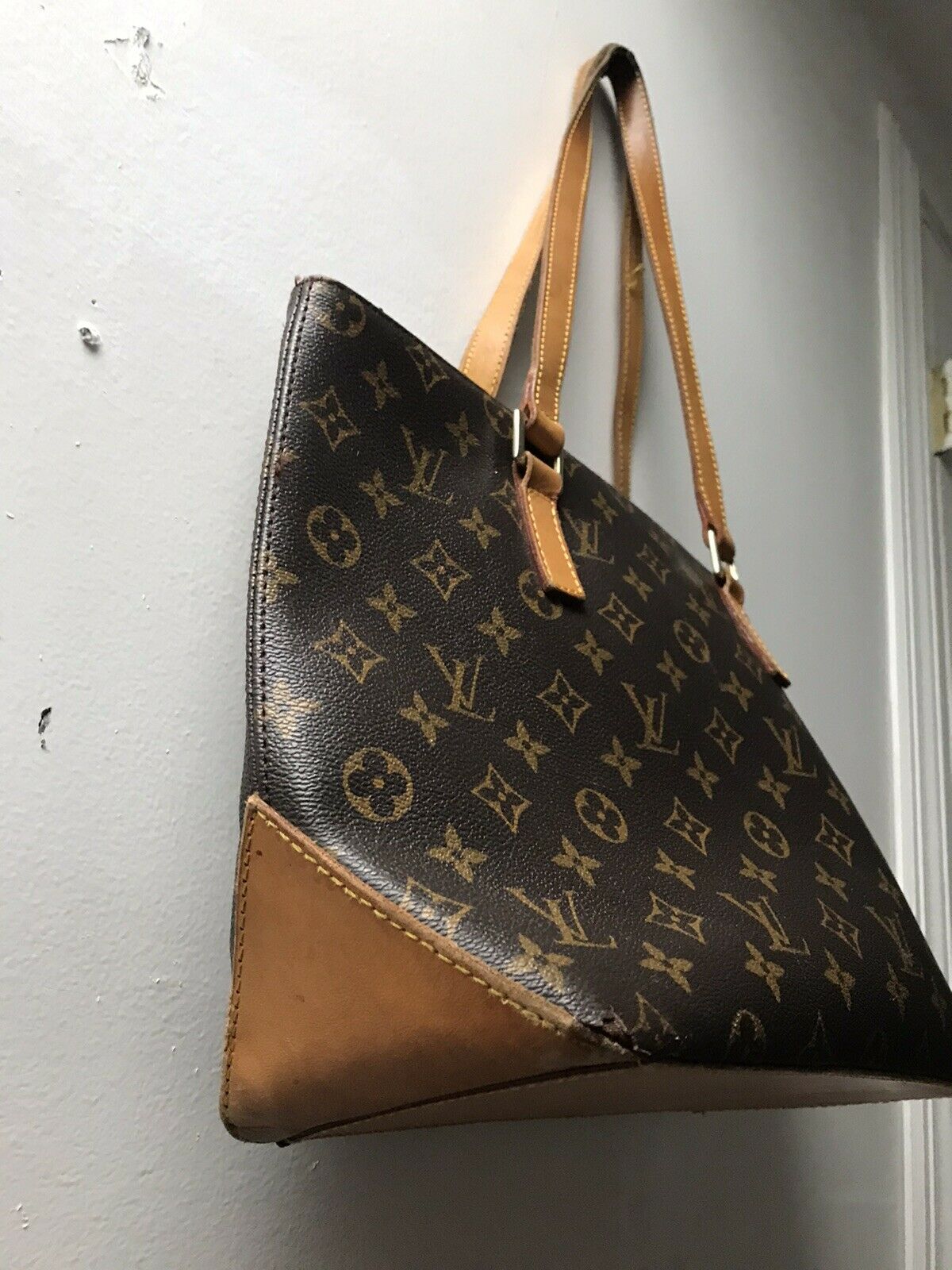 LOUIS VUITTON Cabas Mezzo Tote Bag