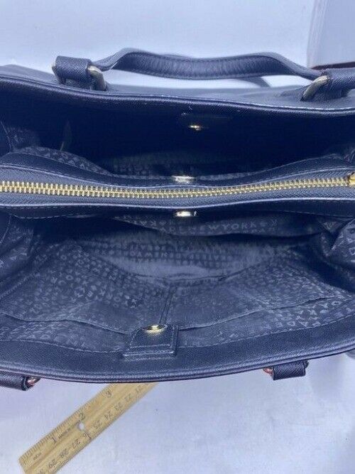Kate Spade Multi Compartment Zip Middle Zip Black Leather Cross Body Bag