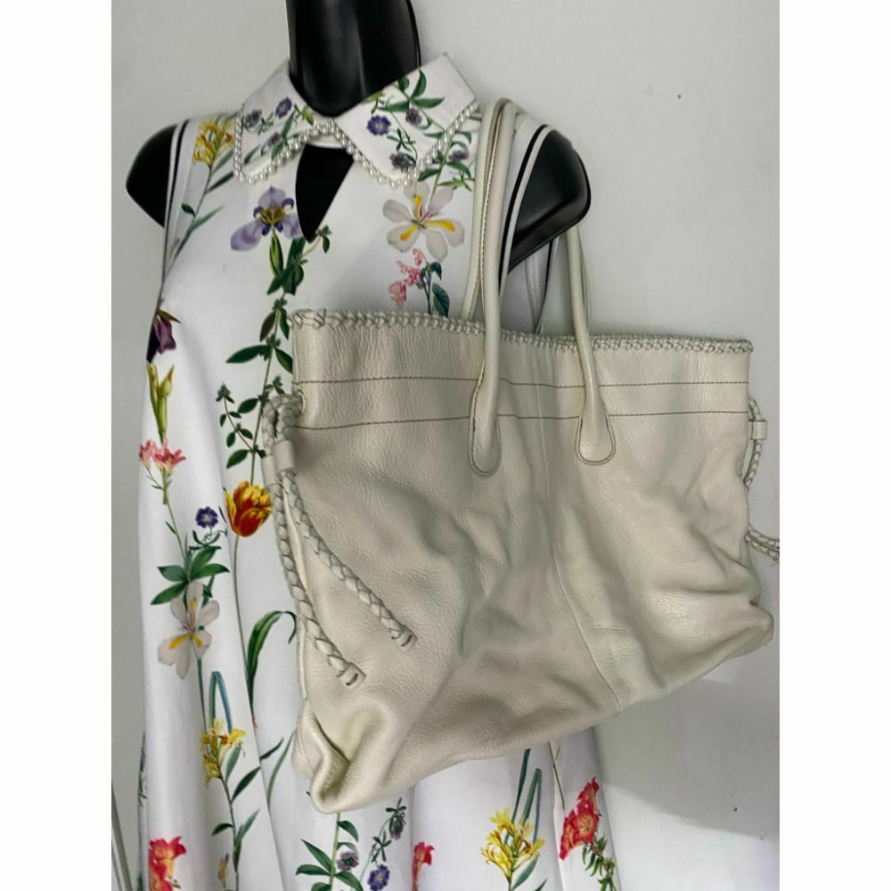 Banana Republic Cream Leather Shoulder Bag