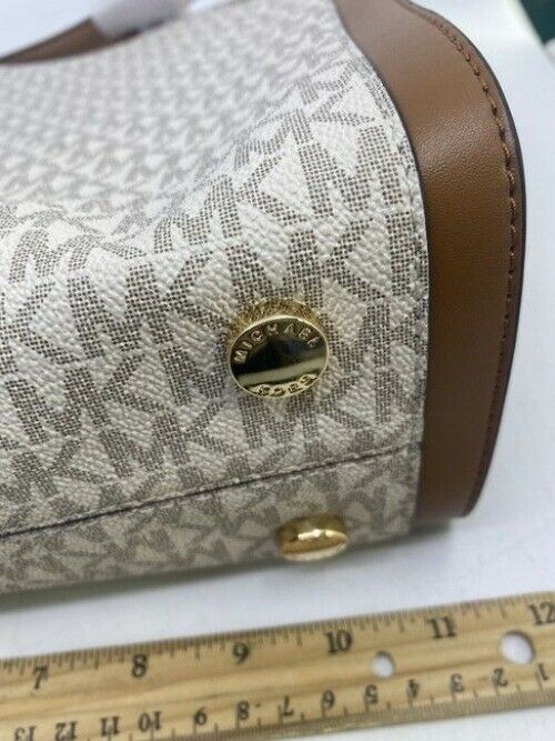 Michael Kors Newbury Medium Chain Vanilla Acorn Pebbled Leather Shoulder Bag