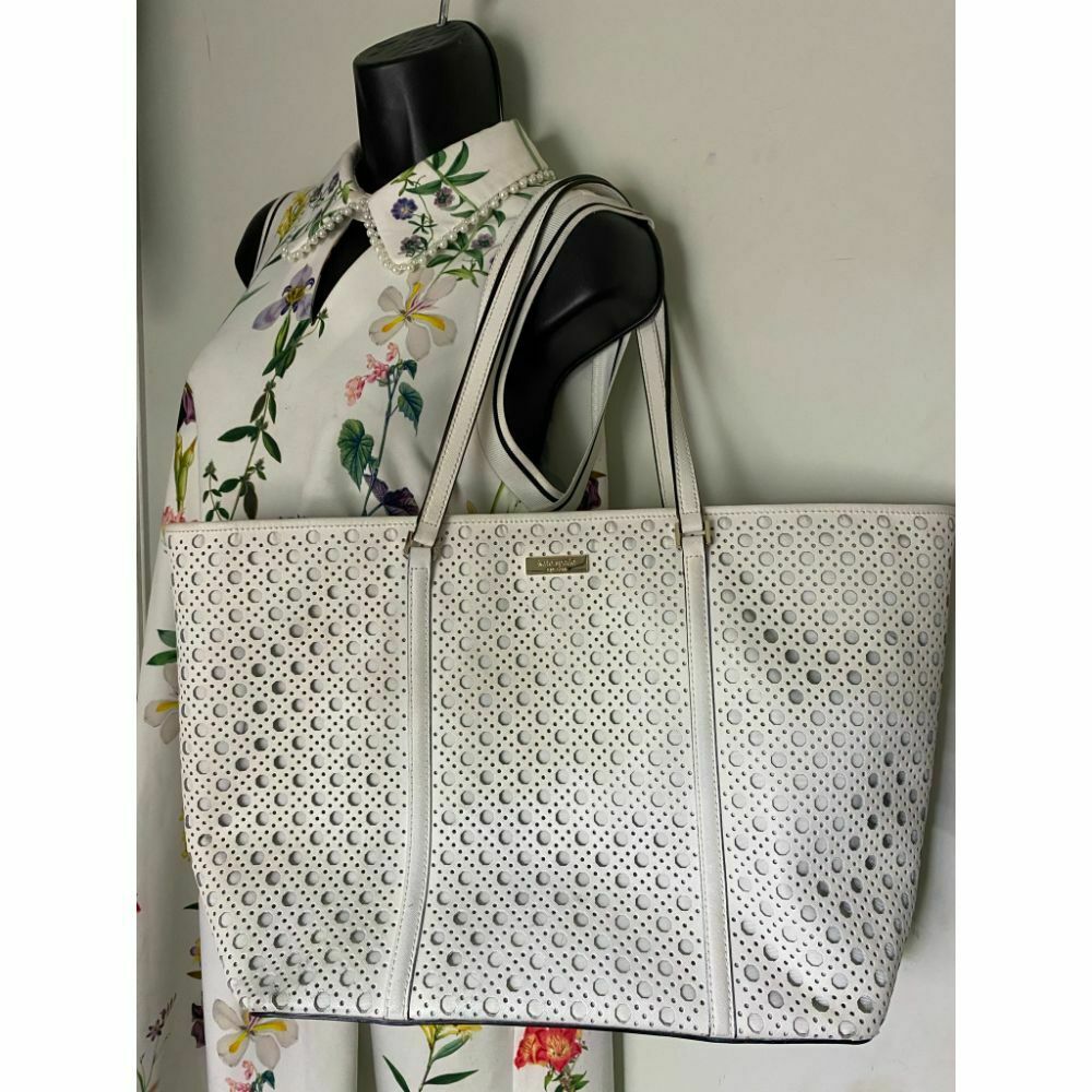 KATE SPADE XL White Leather Laser Cut Tote Bag Very Good Condition