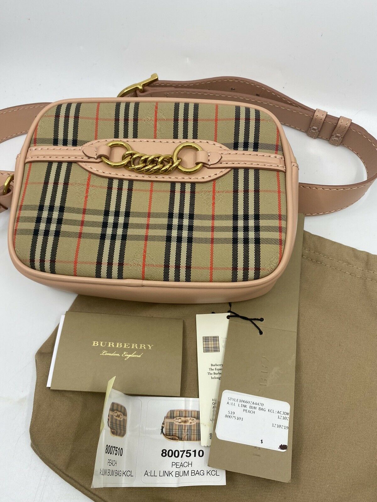 BURBERRY Link Pink Bumb Bag