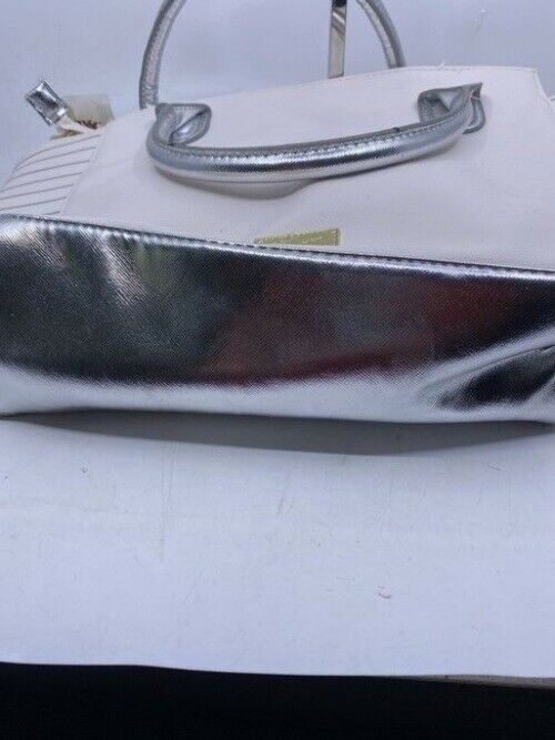 Betsey Johnson Love Kissing Unicorn White Faux Leather Shoulder Bag