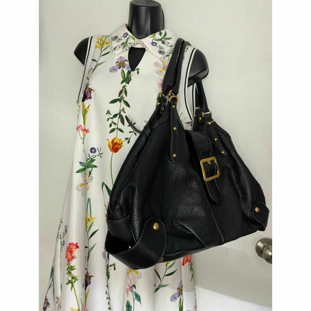 Maxx New York Black Leather Shoulder Bag