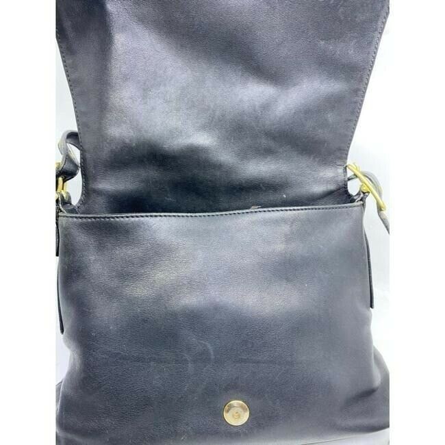 coach vintage black leather shoulder bag