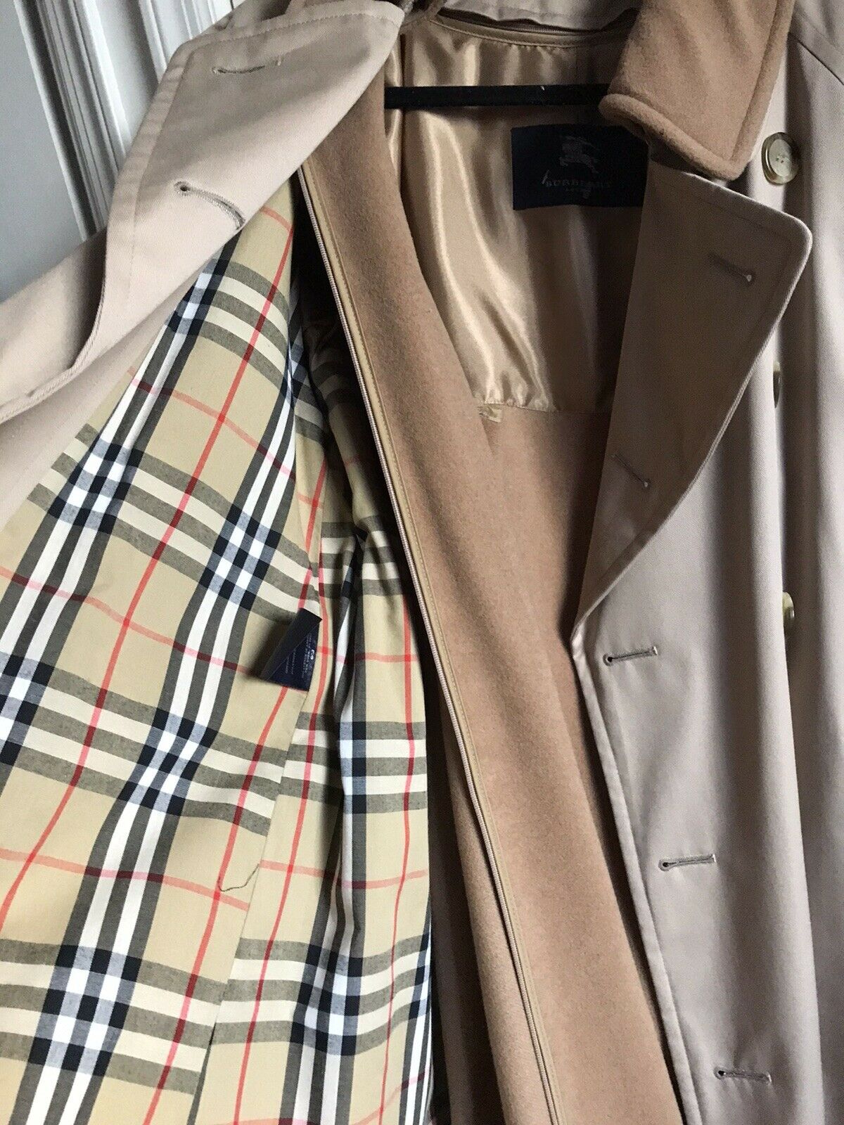 BURBERRY Men’s Khaki Trench Coat Excellent! XL