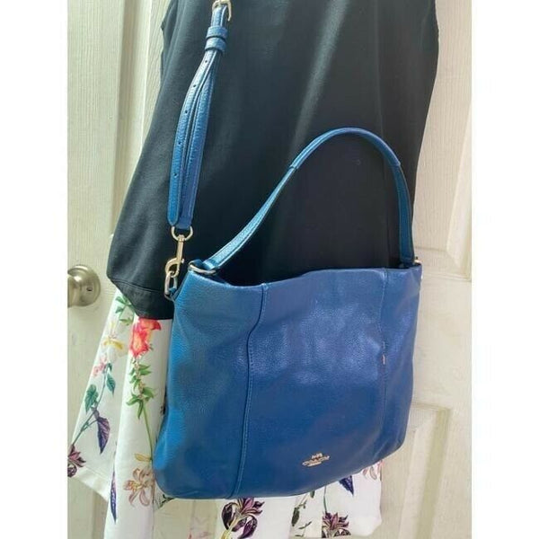 Coach Medium W Adjustable Strap Blue Leather Cross Body Bag