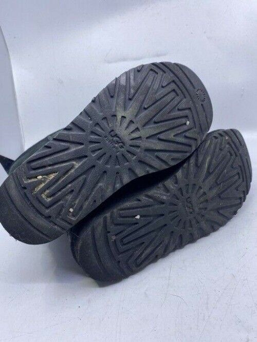 Ugg Australia Black Classic Mid Bootsbooties Size Us