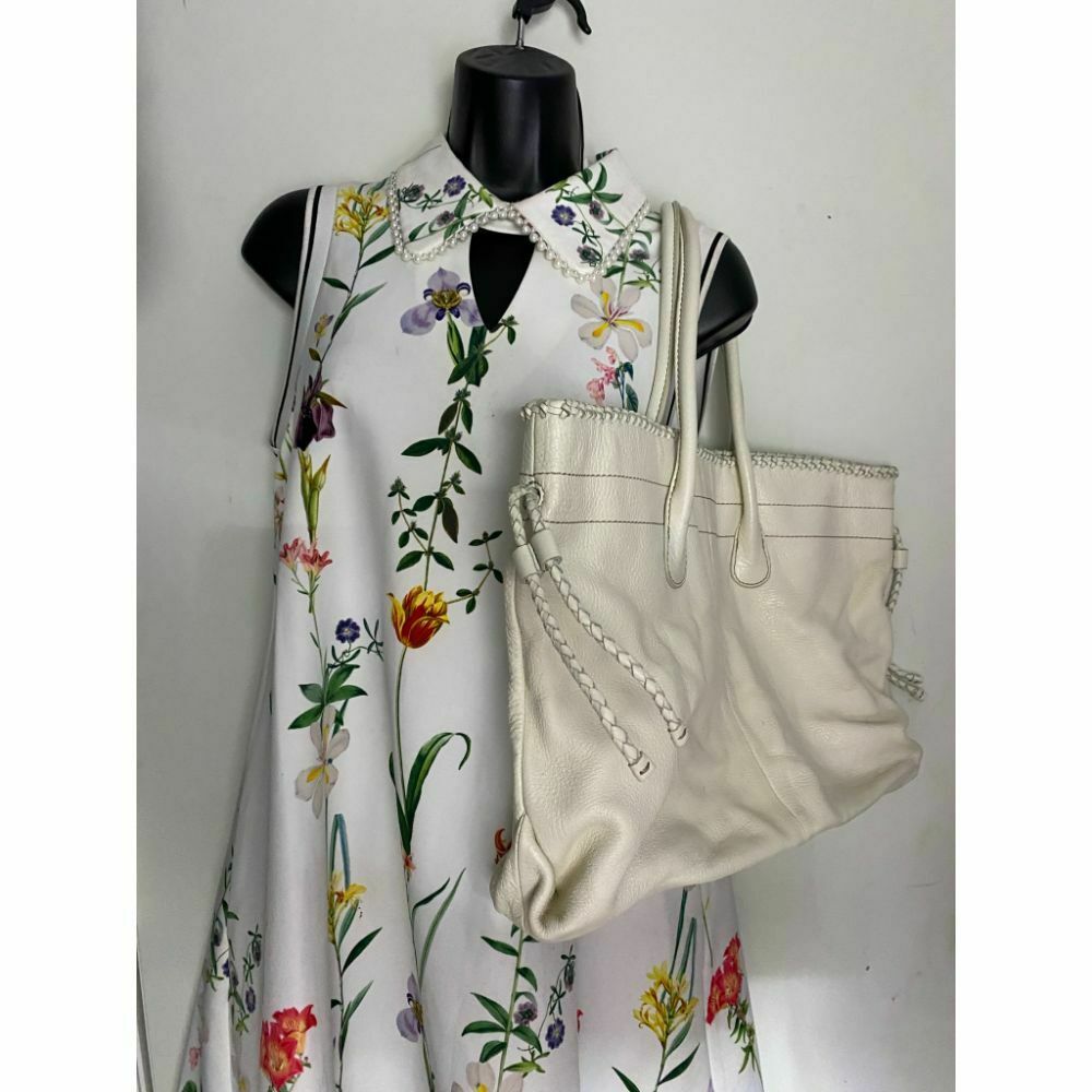 Banana Republic Cream Leather Shoulder Bag