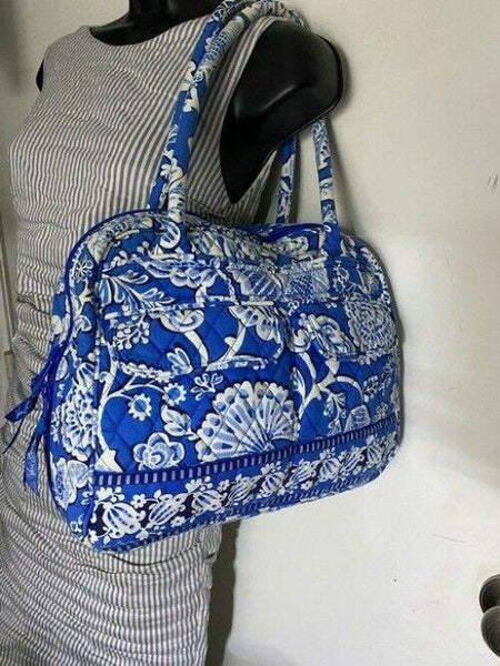 Vera Bradley Large Quilted White Blue Shoulder Bag