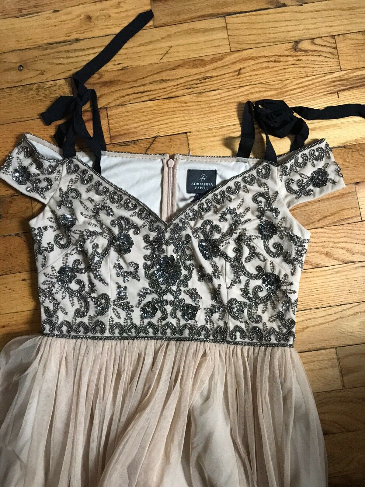 Adrianna Papell NWOT  Evening Gown size 6