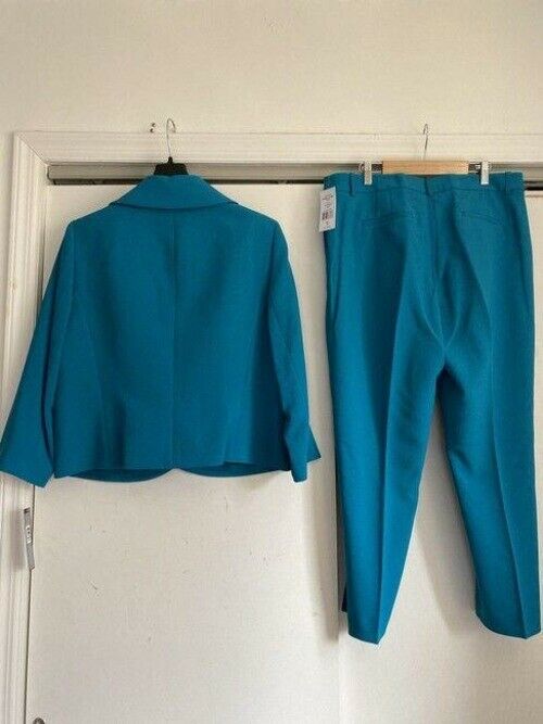 elie tahari teal w set pants in msrp activewear outerwear