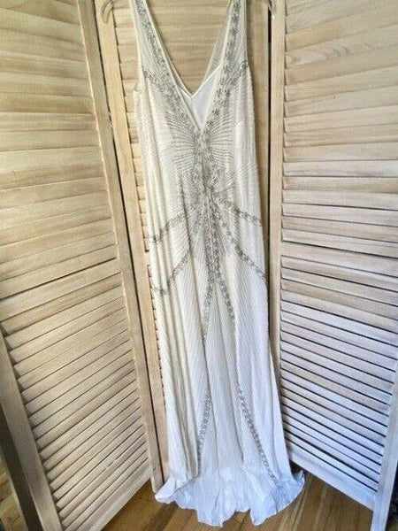Nicole Miller Ivory Beaded Bridal Gown Msrp