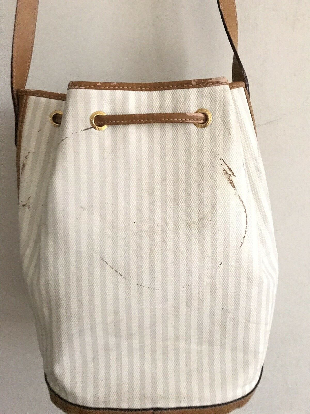 FENDI Vintage White/ Grey Bucket Bag