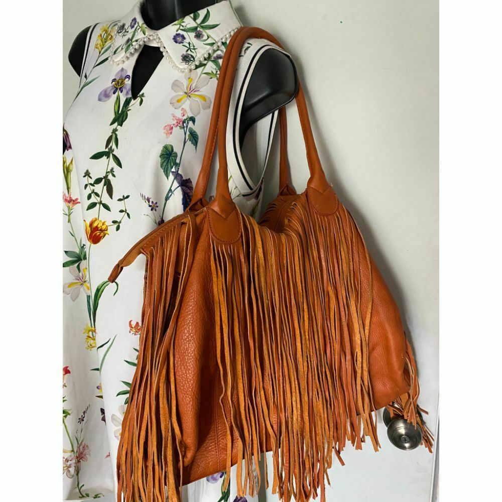 OTTImia Orange Leather Shoulder Bag