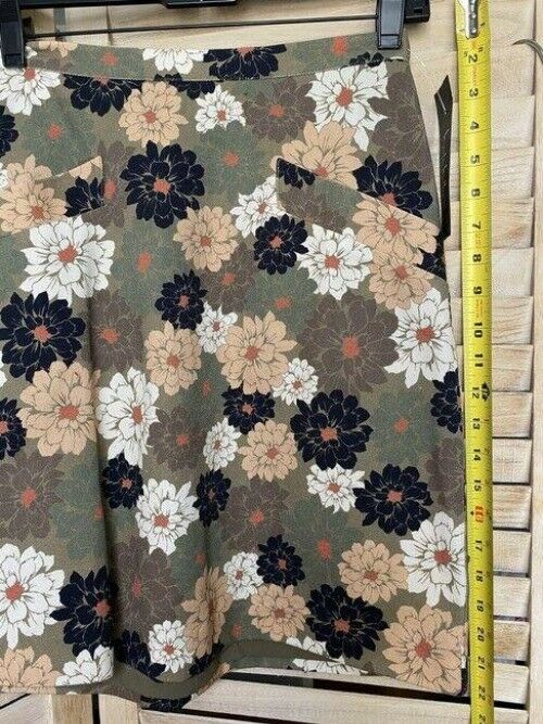 Nicole Miller white tan black floral msrp skirt