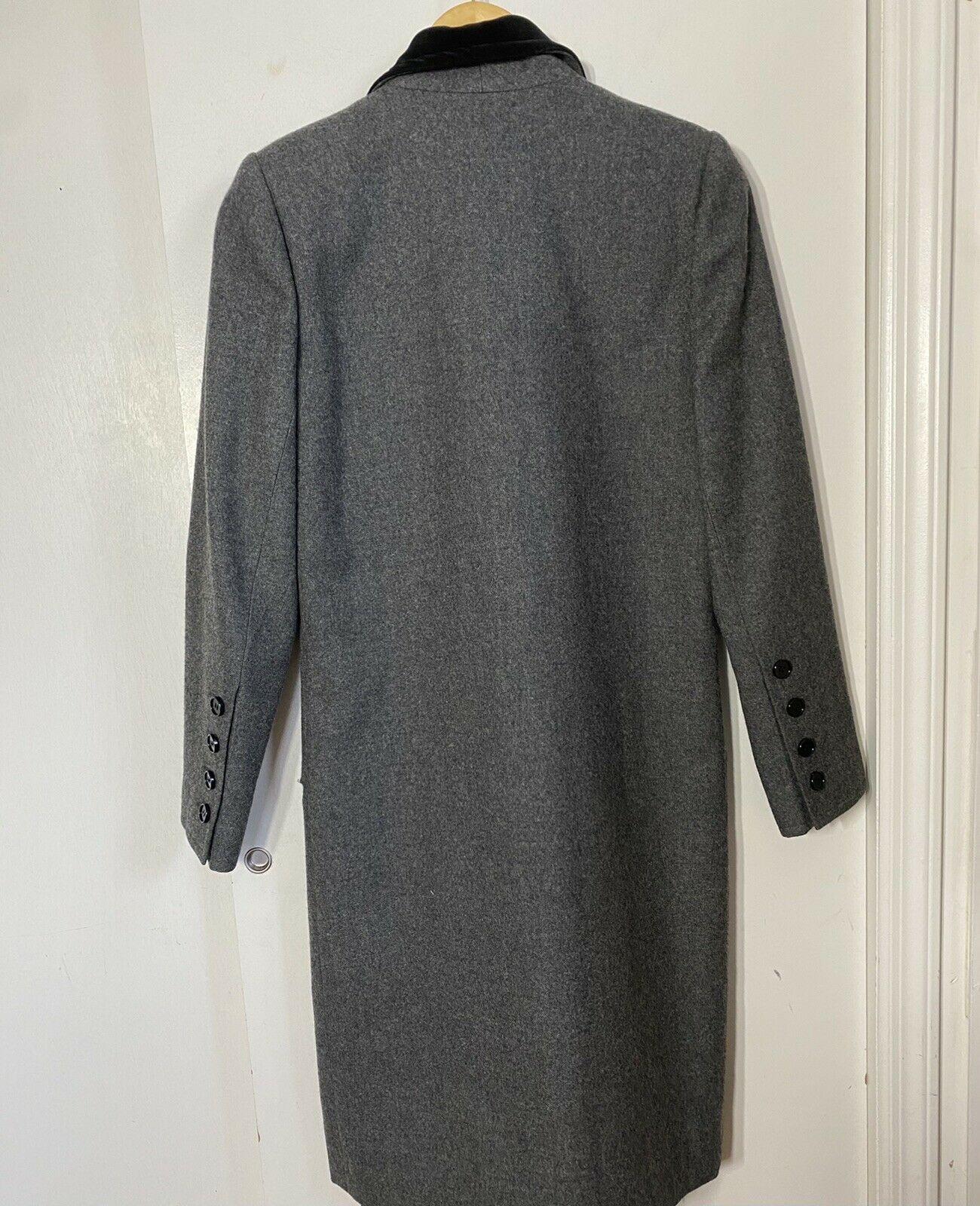 GIVENCHY Vintage Grey  Wool Coat W/  Velvet trim  Small