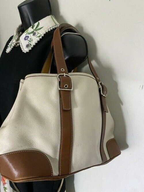 coach white brown leather shoulder bag