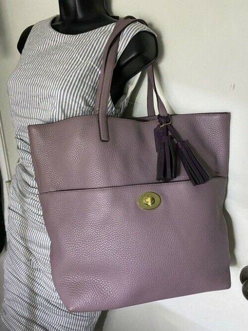 Coach shopping xl great condition msrp purple leather tote