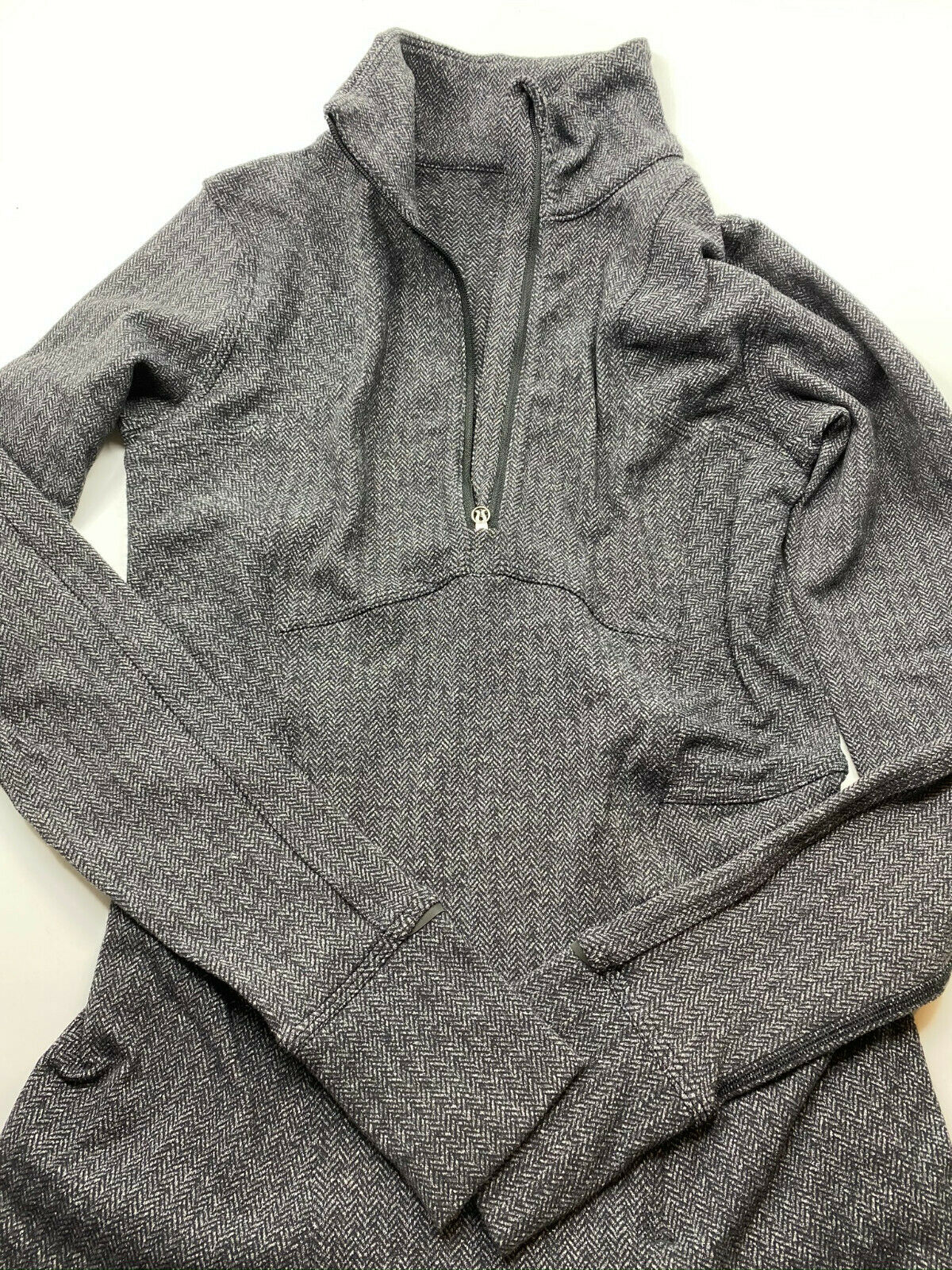 LULULEMON Womens Gray Long Sleeves Stylish Fleece Sweater Size: 4