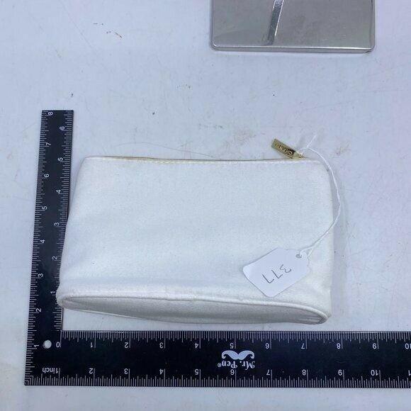 CHANEL Pink Perfumes Pouch