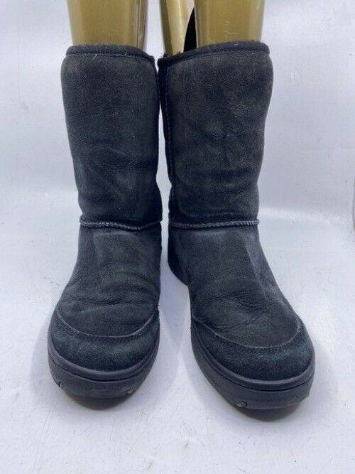 Ugg Australia Black Rugged Soled Suede Bootsbooties Size Us