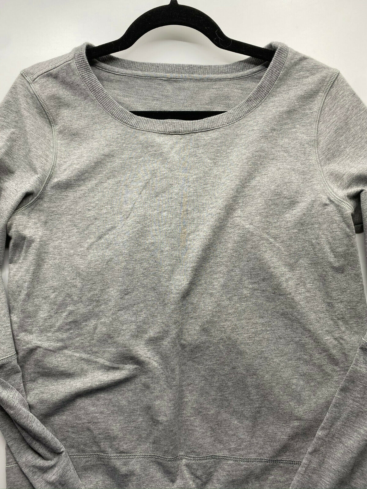 LULULEMON Womens Gray Long Sleeves Stylish Sweaters Size: 4