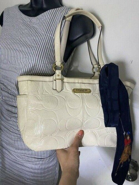 coach w w detachable specialty tie accent cream shoulder bag