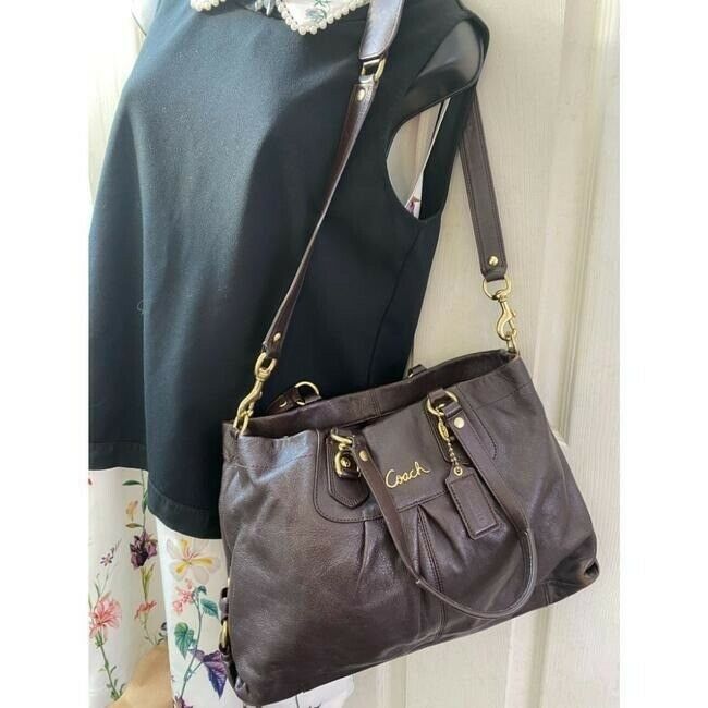 COACH Large Brown Leather Shoulder Bag