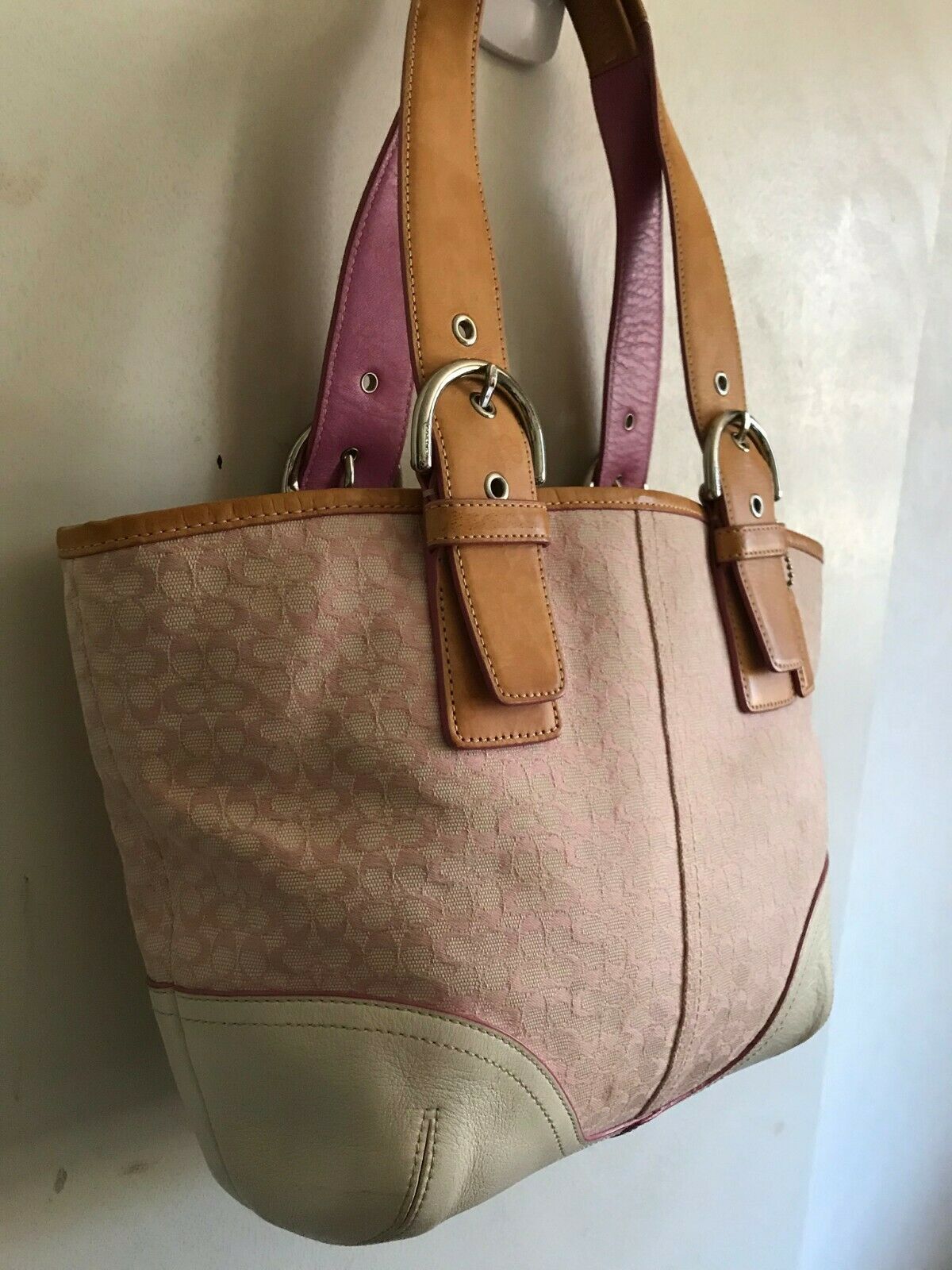 Coach Shoulder Bag