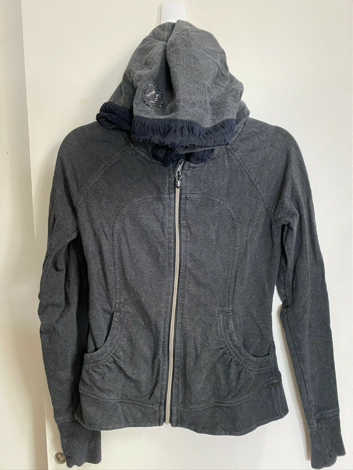 LULULEMON Womens Black Long Sleeves Stylish Hoodies Size: 4