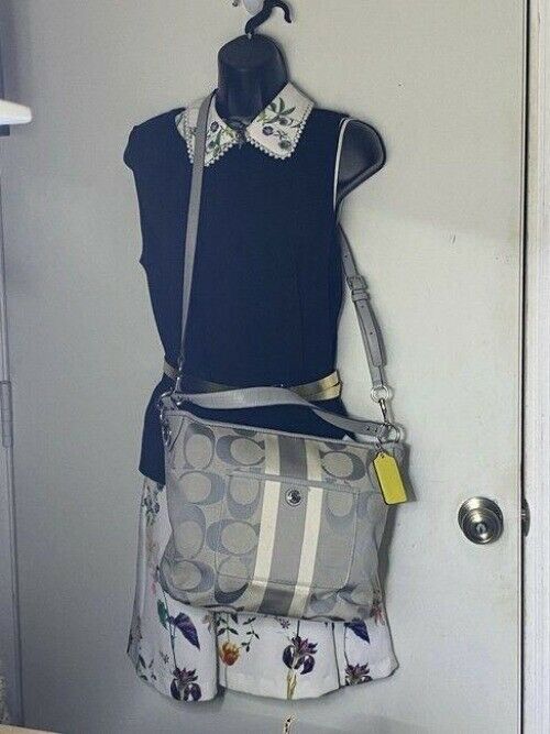 coach medium size gray jacquard fabric cross body bag