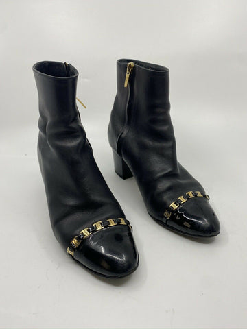 SALVATORE FERRAGAMO Booties W Gold signature Chain Link Detail Size 6