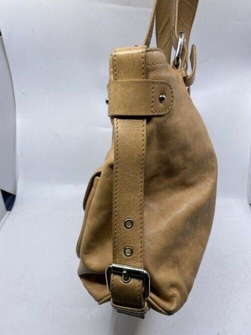 Marc Jacobs tan leather shoulder bag
