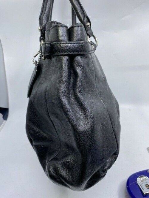 coach large black leather shoulder bag