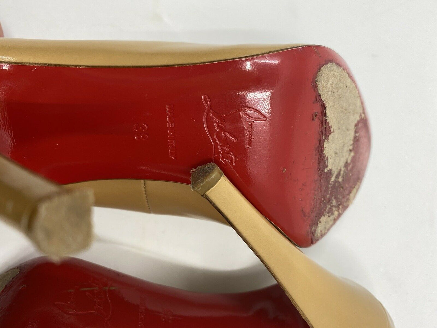 CHRISTIAN LOUBOUTIN Classic Pumps Size 38