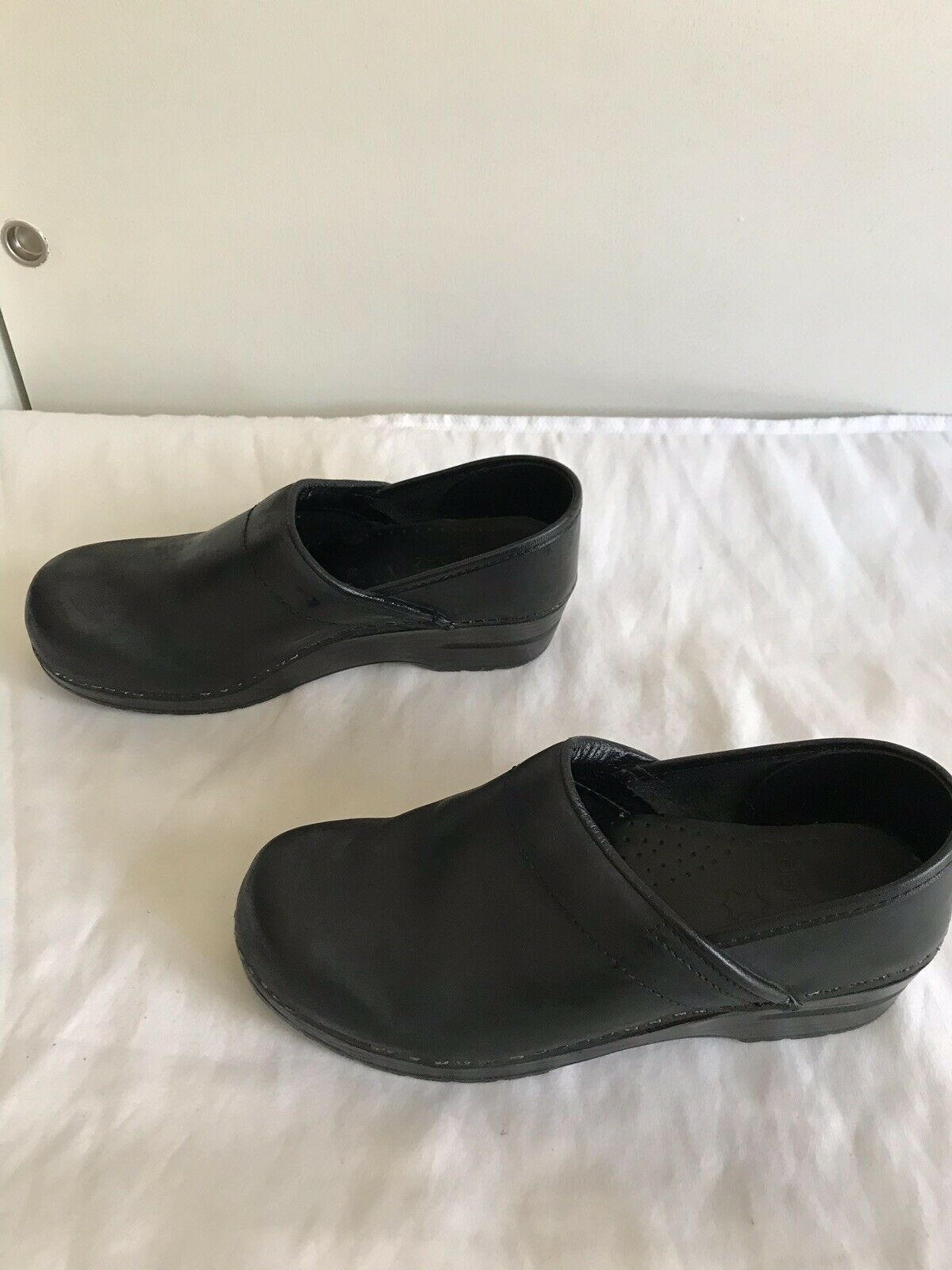 Dansko Classic Clogs -Black-Size US 8.5