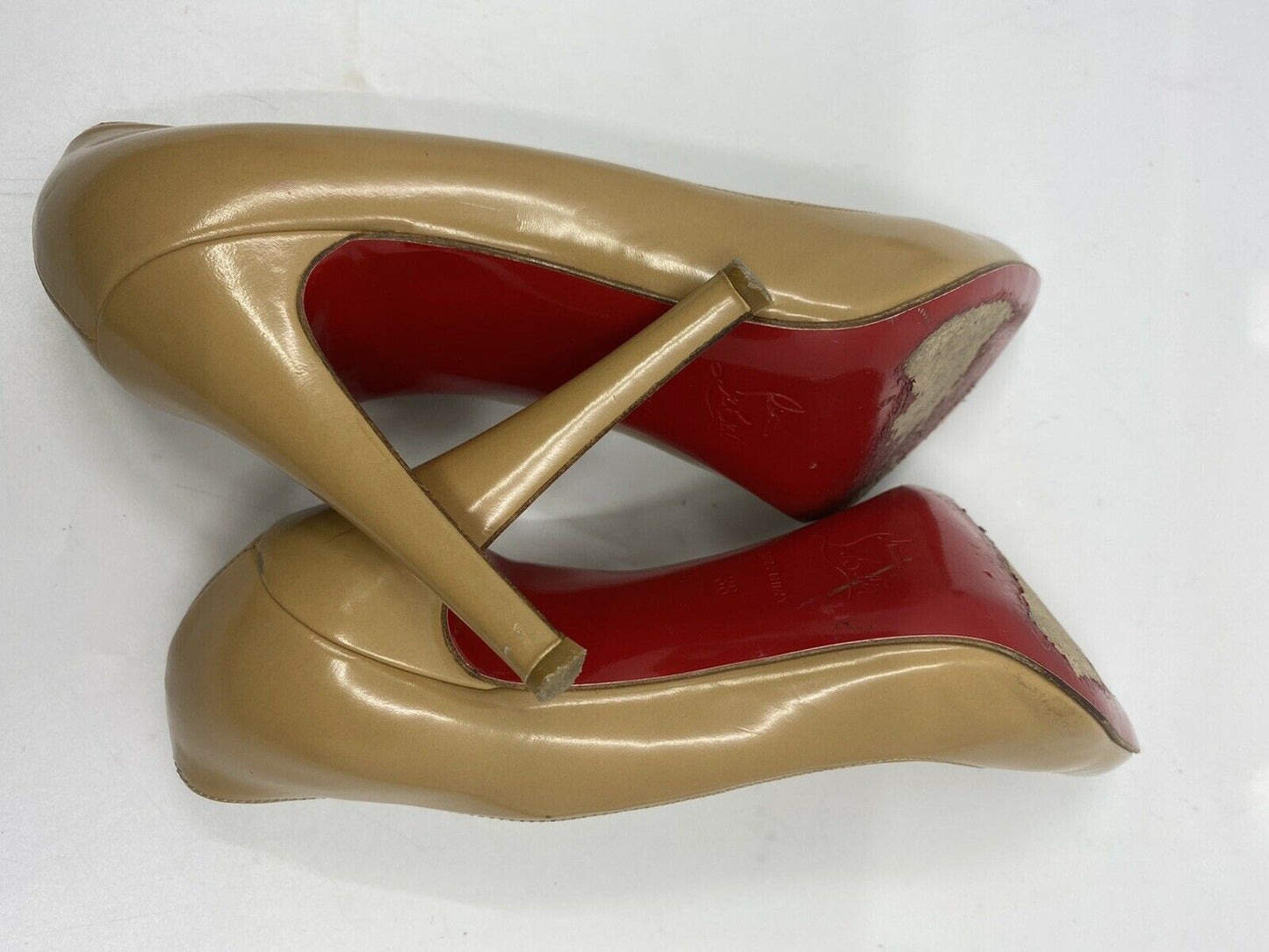 CHRISTIAN LOUBOUTIN Classic Pumps Size 38