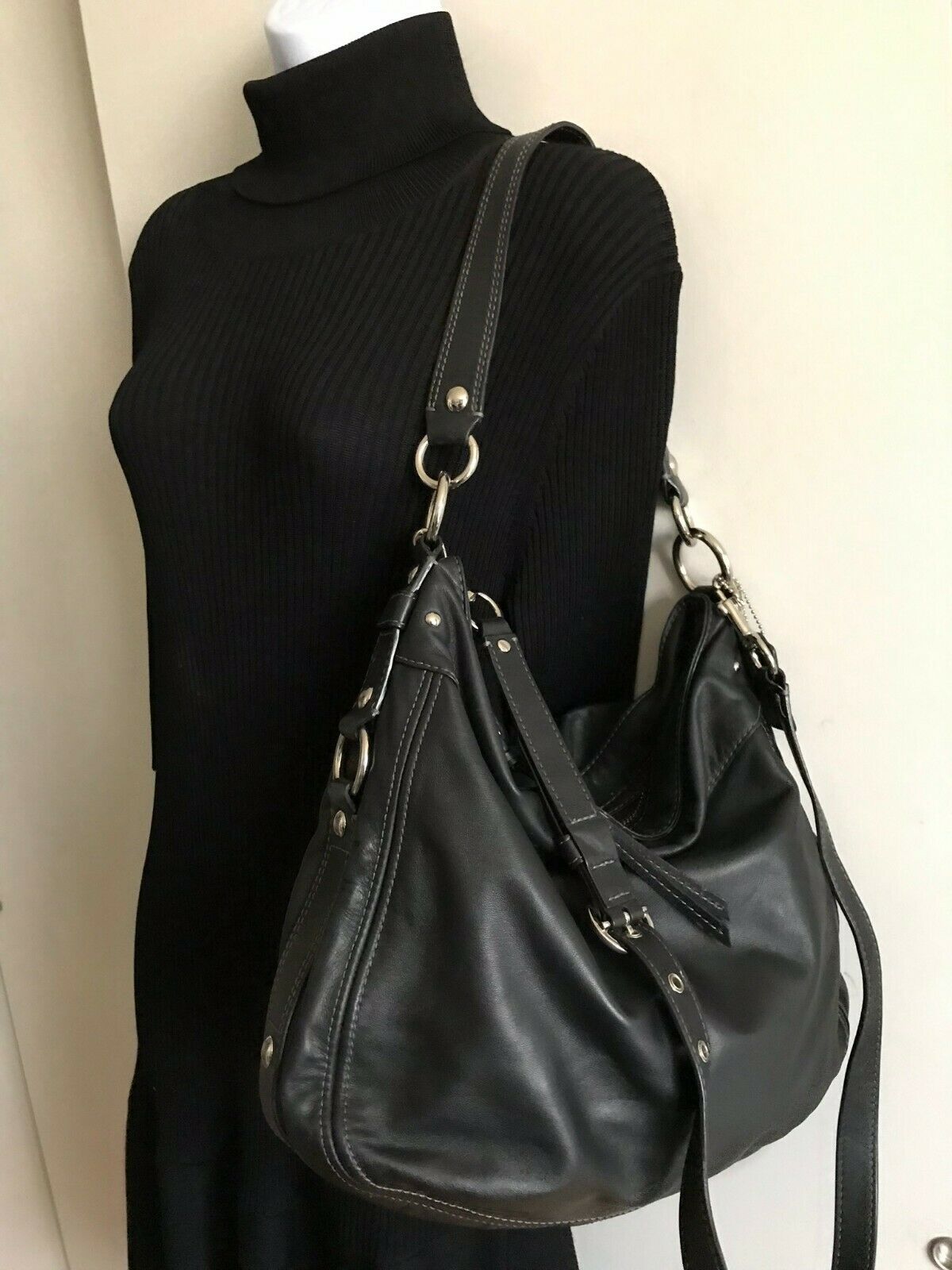 Coach cross body bag - Black Leather