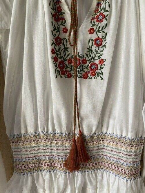 Nicole Miller white new embroidery msrp short formal dress