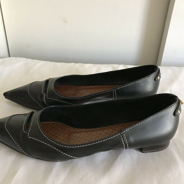 LOUIS VUITTON Womens Brown Leather Flats Size 39