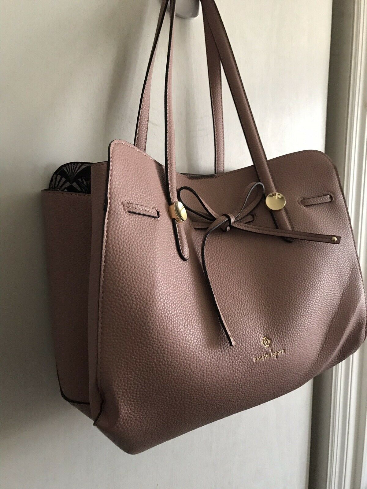 NANETTE LEPORE Large Leather Dusty Pink Handle Bag Tote