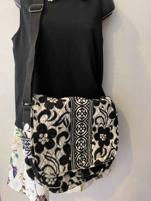 vera bradley xl black white fabric cross body bag