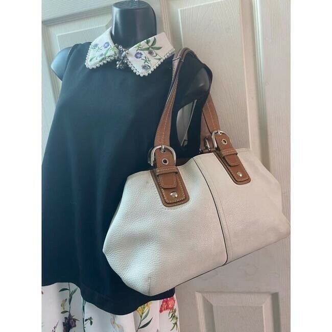 COACH Large White Brown Leather Shoulder Bag