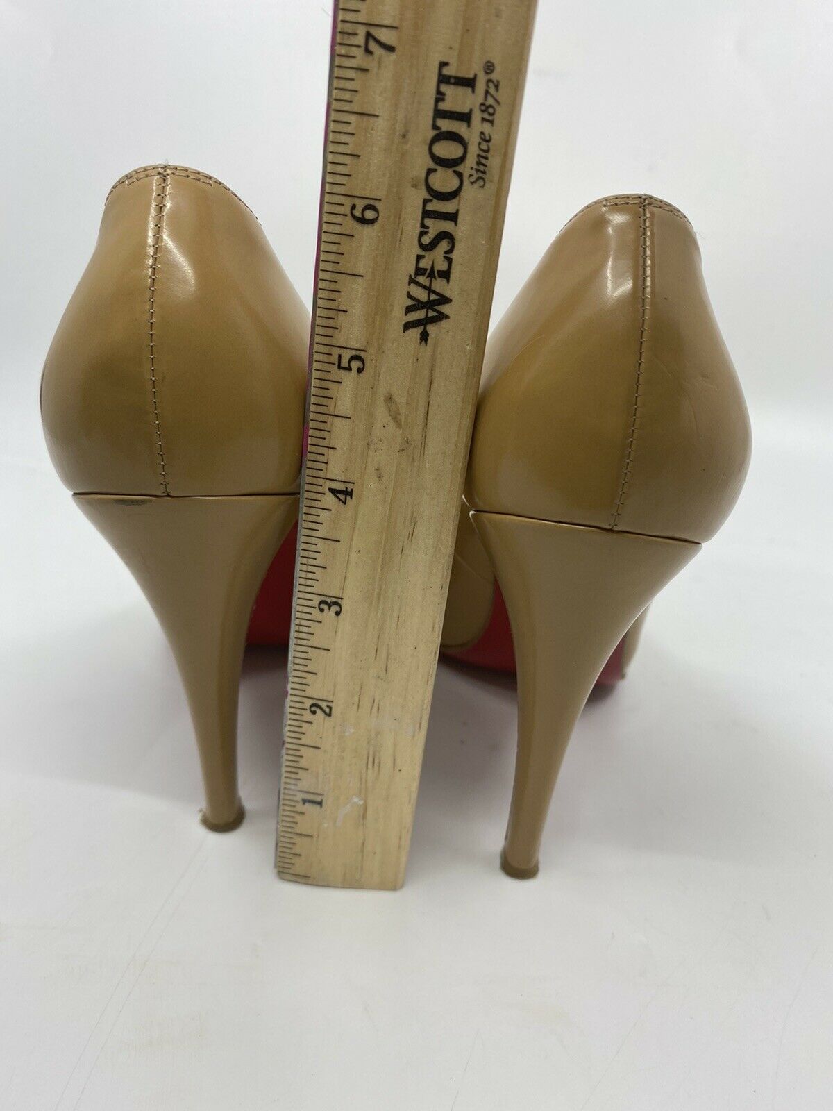 CHRISTIAN LOUBOUTIN Classic Pumps Size 38