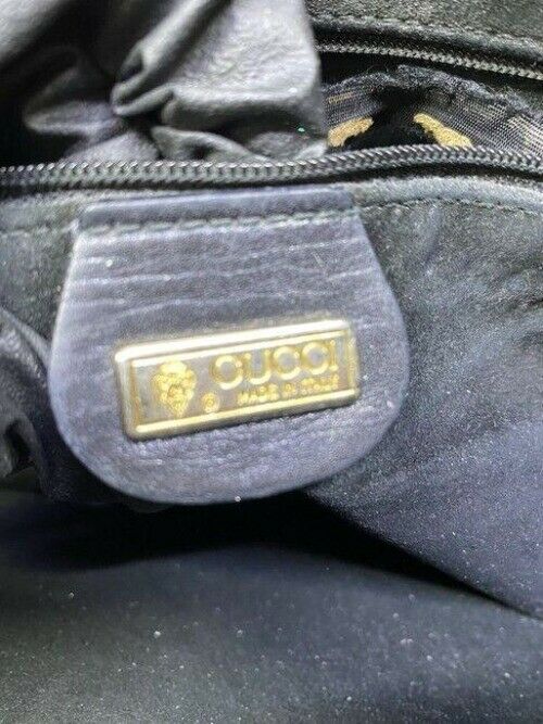 gucci vintage shoulder black leather cross body bag