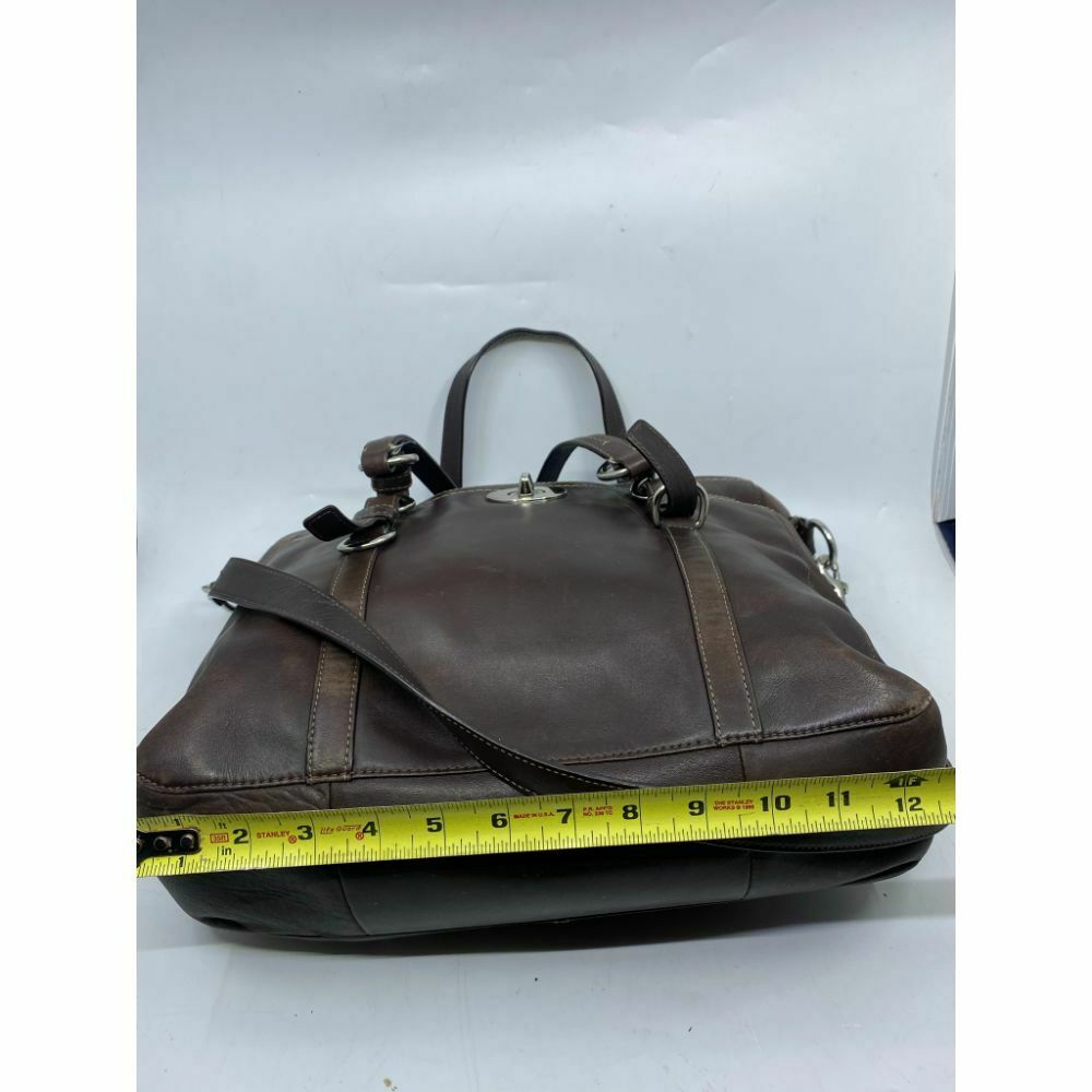 COACH Medium/ Large Leather Brown Shoulder Bag